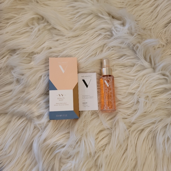 The Perfect V - VV Beauty Mist - Picture 8 of 10